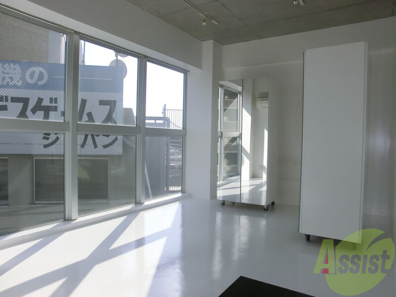 その他部屋・スペース　これまた、明るいお部屋ですねー。ですよねー。はい