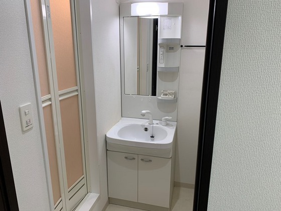 洗面設備　※別部屋の写真です