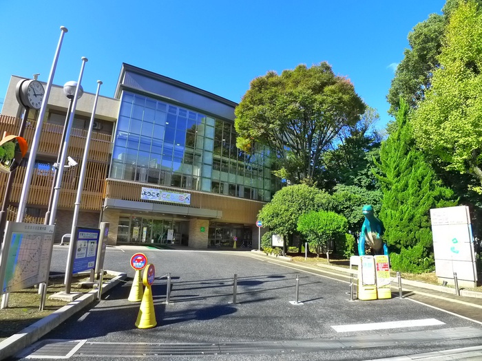 公園　こどもの国（公園）まで500m