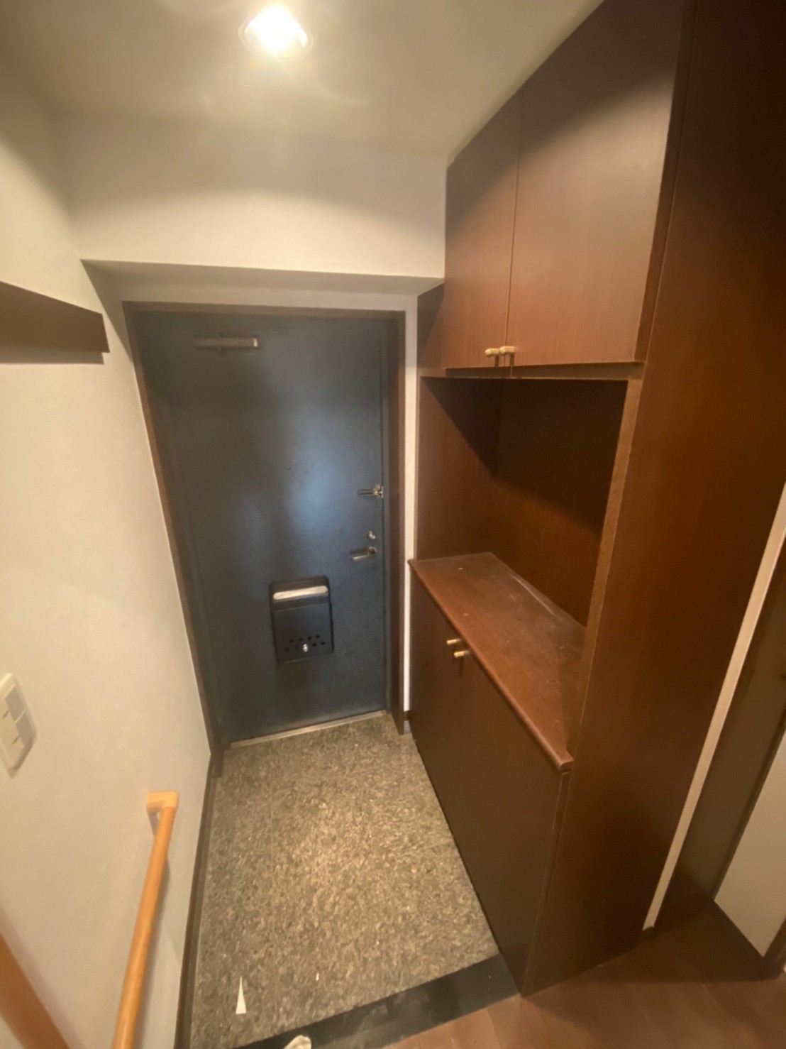 玄関　別号室参照