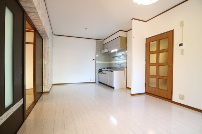 居室・リビング　別号室写真