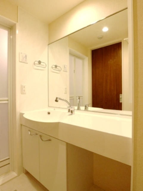 洗面設備　洗髪洗面化粧台