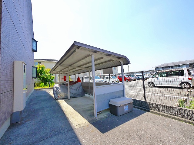 その他共有部分　自転車置き場が設置