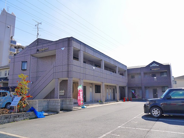 建物外観　外観は落ち着いています