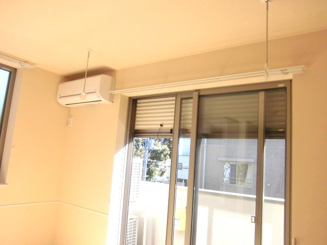 セキュリティ　★防犯シャッター★室内物干しフック★