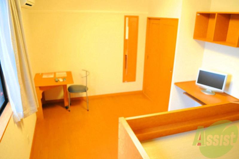 居室・リビング　室内空間広々です。