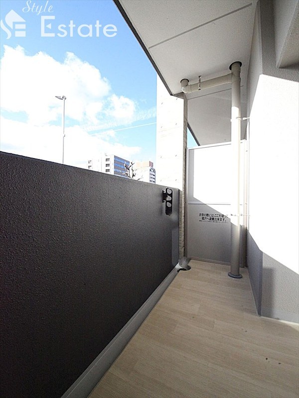 バルコニー　バルコニー