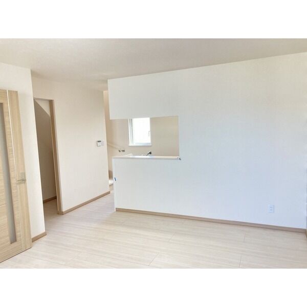 居室・リビング　☆14.3帖の広々としたリビングです！