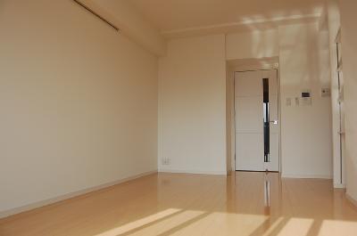 居室・リビング　※別号室参考写真