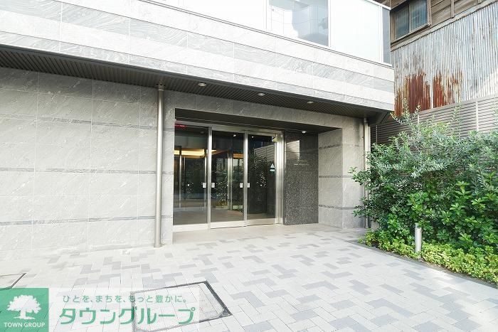 エントランス　エントランス