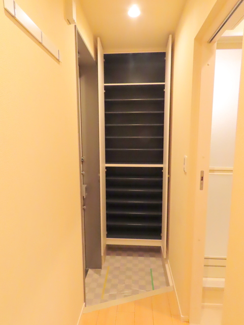 玄関　大容量のシューズクローゼット