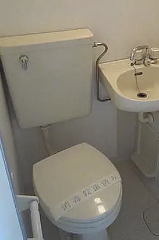 トイレ　別部屋参考写真