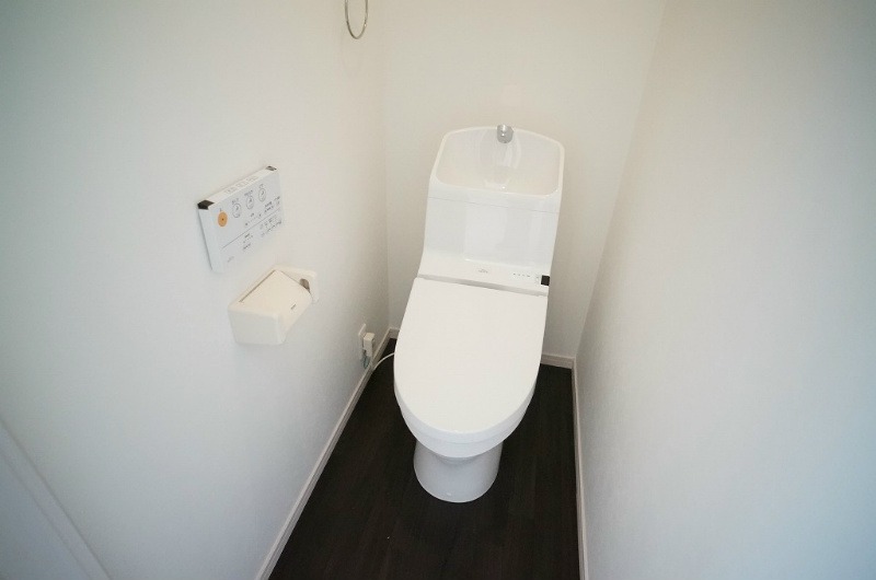 トイレ　別号室