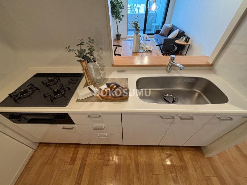 キッチン　毎日の料理が楽しくなる、機能性とデザインを兼ね備えた空間。