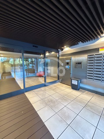 エントランス　アーバネックス上町台　エントランス