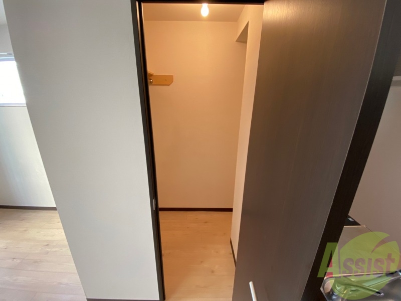 収納　寝室の収納です。部屋がすっきり片付きます。