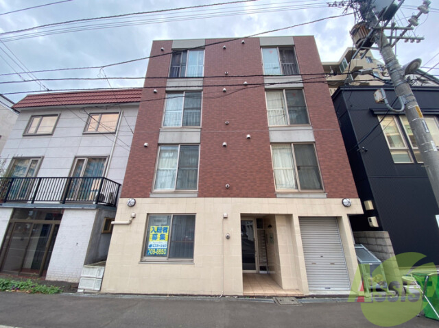 建物外観　札幌市中央区大通西「Ｒａｆｆｉｎｅ大通円山」