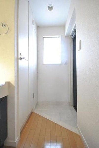 玄関　ＫＤＸレジデンス文京湯島　　文京区湯島2