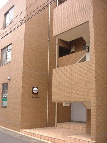 エントランス　オートロック付きエントランス