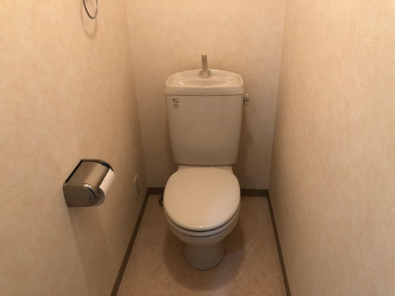 トイレ　※別部屋の写真です