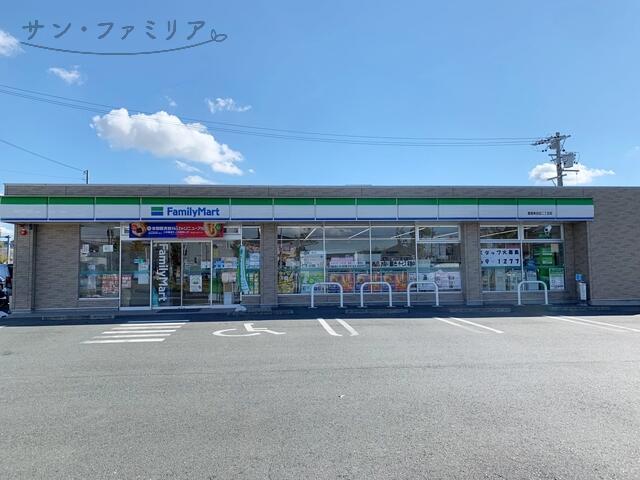 コンビニ　ファミリーマート　豊橋東岩田二丁目店（コンビニ）まで326m