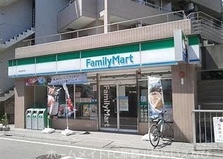 コンビニ　ファミリーマート壺川駅前店（コンビニ）まで237m