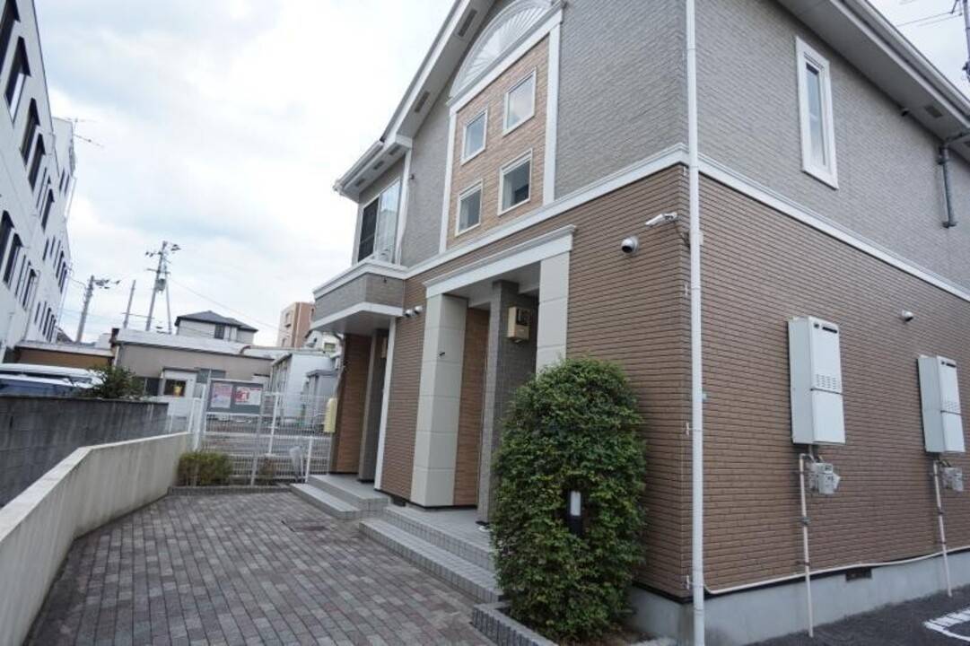 エントランス　アプローチ