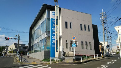 銀行　知多信用金庫有松支店（銀行）まで737m