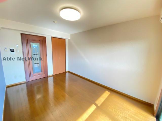 居室・リビング　別号室写真