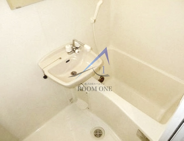 バス・シャワールーム　お風呂です。