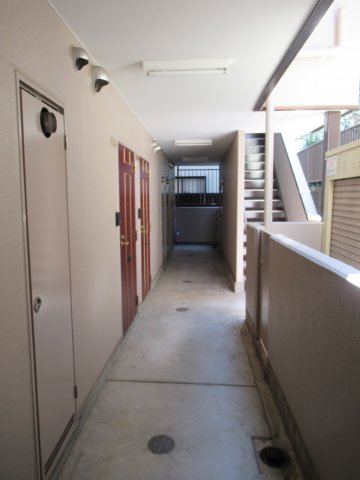 エントランス　建物の内部です