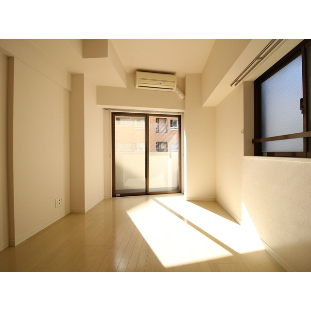 居室・リビング　洋室約７．２帖