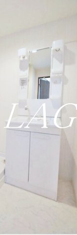 洗面設備　独立洗面台です。