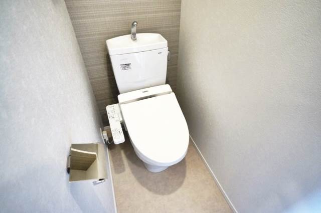 トイレ　別号室