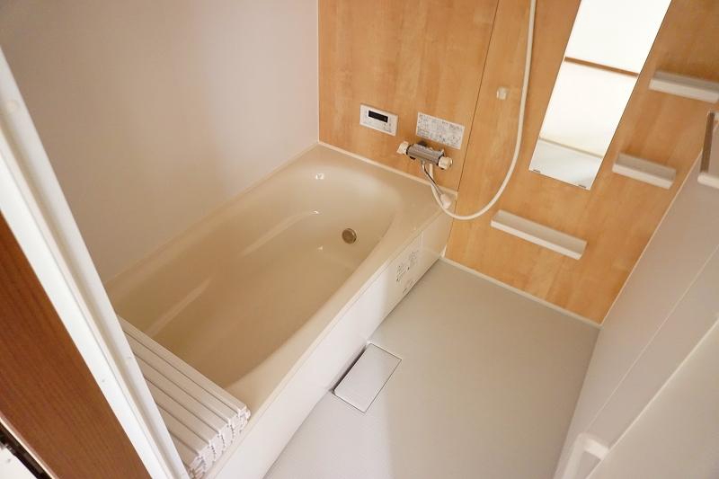 バス・シャワールーム　浴室