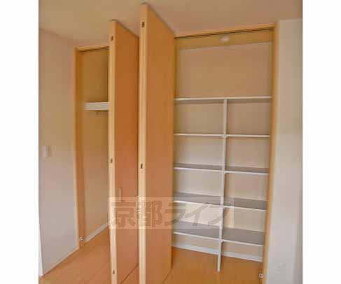 収納　同系参考画像です。