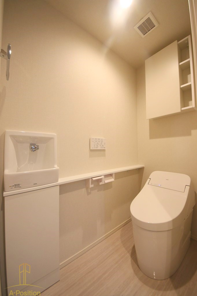 トイレ　IBC Residence West