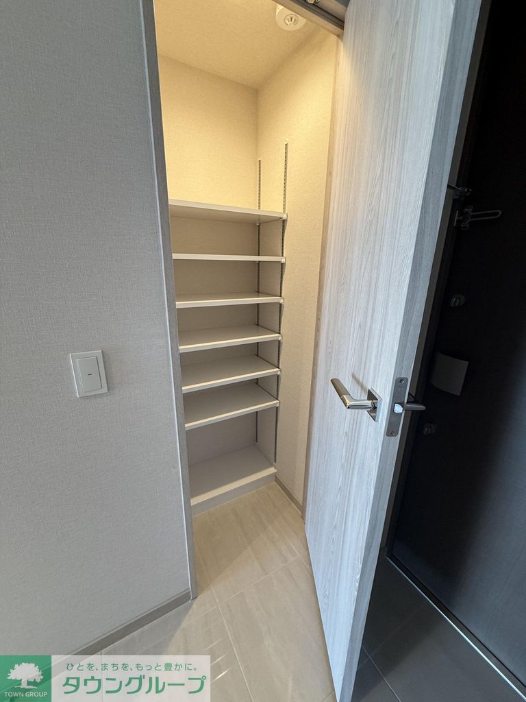 収納　バルコニー