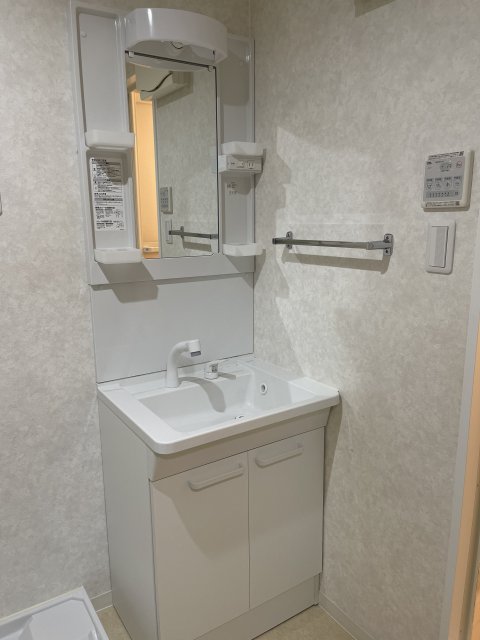 洗面設備　同物件別室です。