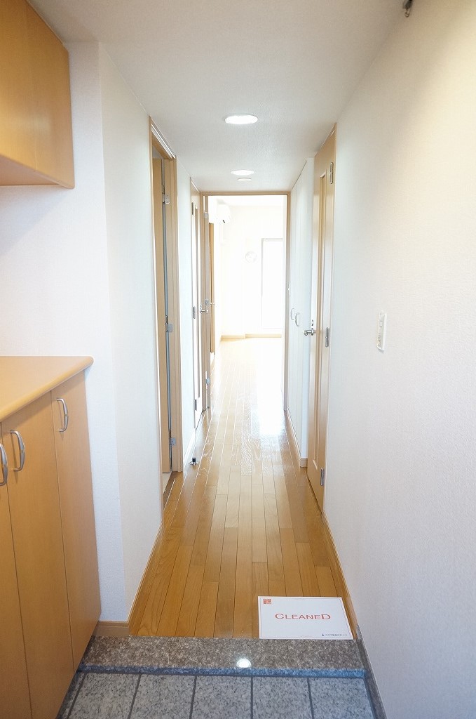 玄関　同タイプ部屋　参考写真です