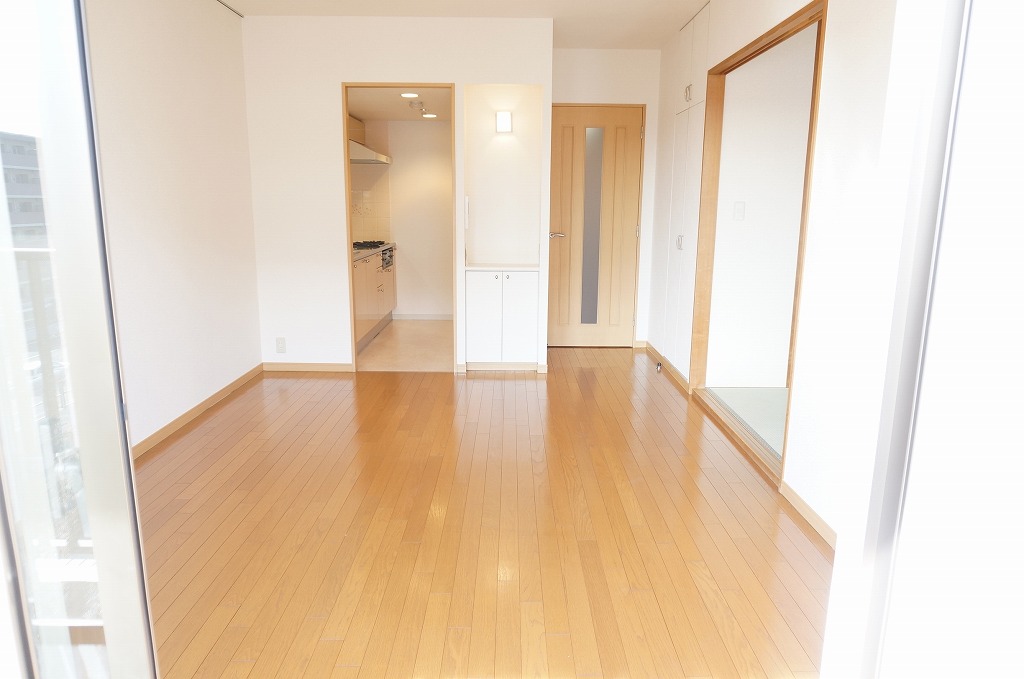 居室・リビング　同タイプ部屋　参考写真です