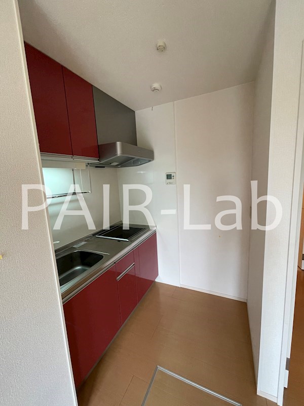 キッチン　同物件別部屋の参考写真です。(現況優先)