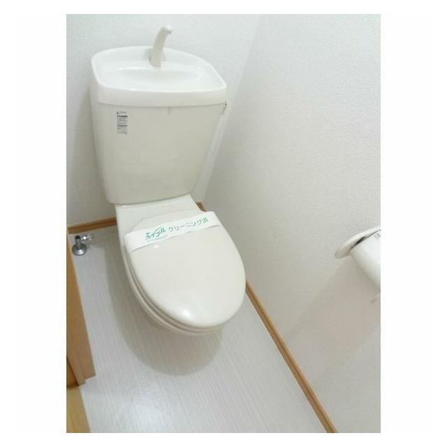 トイレ　別号室の参考写真です