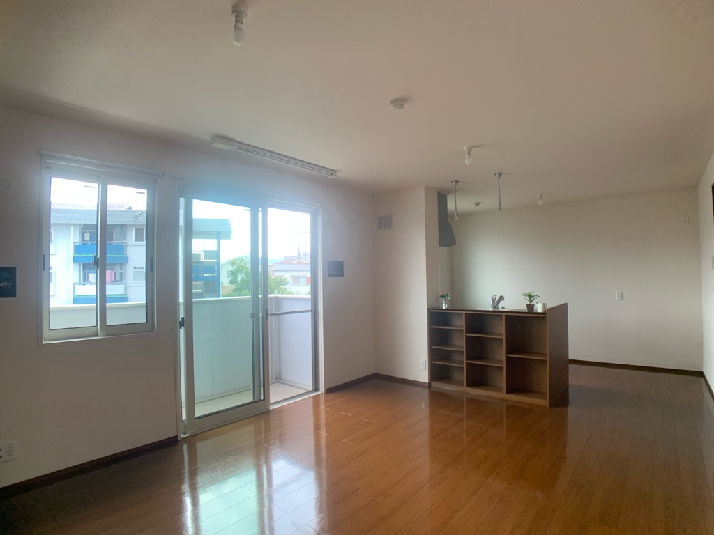 居室・リビング　広々１５帖のリビング♪