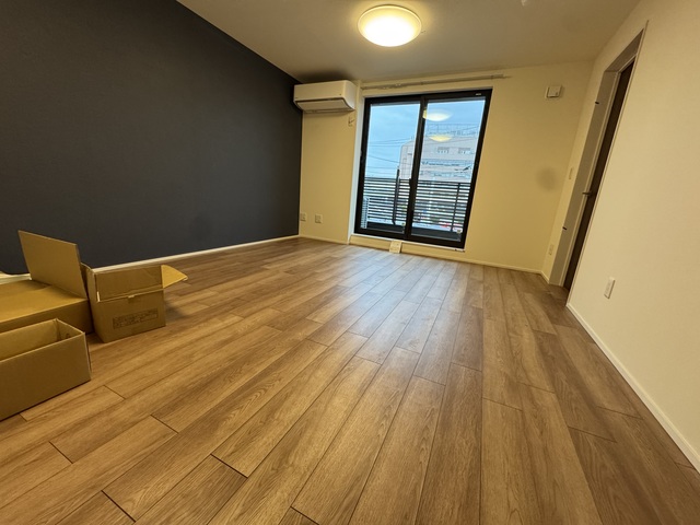 居室・リビング　３０１号室参照