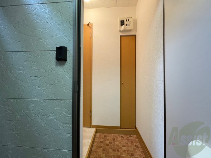 玄関　玄関から見た景色はこちらです。イメージできますか。