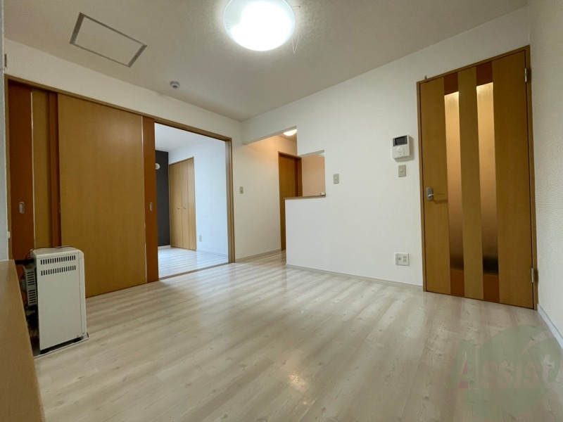 居室・リビング　広くてキレイなＬＤＫが広がっていて、充実した生活が送れそう。