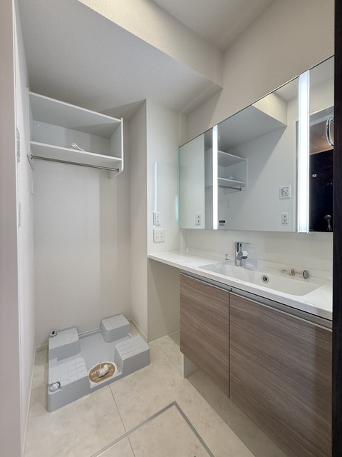 洗面設備　同施工会社参考写真です