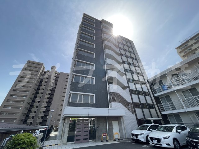 建物外観　落ち着いた雰囲気の外観です