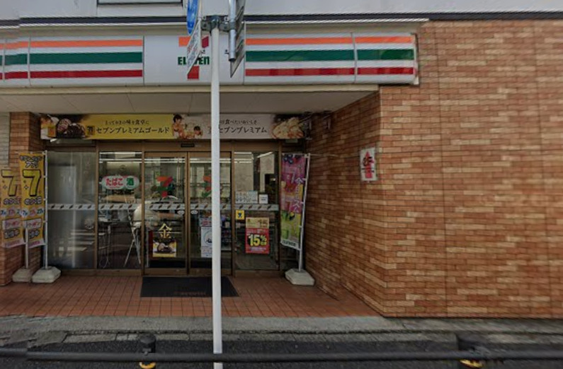 コンビニ　セブンイレブン 北松戸駅東口店（コンビニ）まで372m